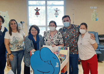 Juntaron 1.700 libros para pintar y colores para oncología de Pediatría