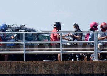 Proponen separar a extranjeros y locales en las filas del puente internacional