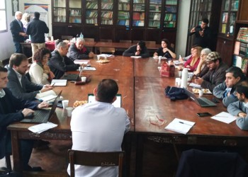 El Frente de Trabajadores de la Educación pidió llevar el básico a 34 mil y el piso a 100 mil