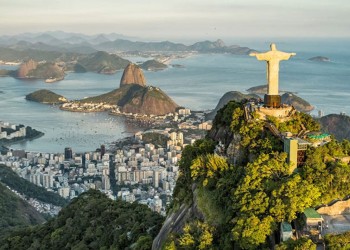 “La gente no paga con dólar Qatar ni turista, sino con dólar billete”