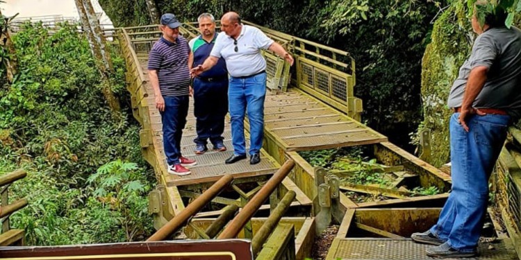PROTOCOLO DE SEGURIDAD. Realizan inspecciones para su habilitación. (Foto gentileza La Voz de Cataratas.
