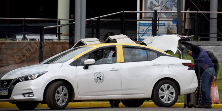 EN CONJUNTO. Propietarios participarían en la reunión de comisión la otra semana.
