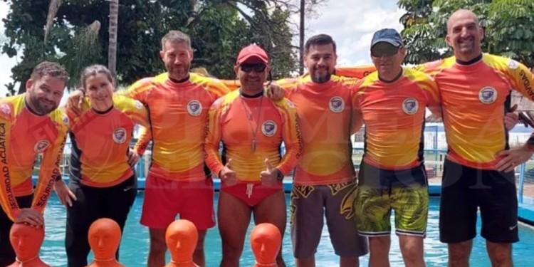 AL CUIDADO. La Dirección de Seguridad Acuática toma los exámenes. (Archivo)