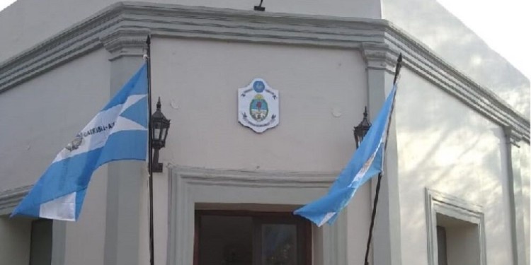 COMISARÍA PRIMERA DE ITUZAINGÓ. En esta dependencia de la Unidad Regional VI de la Policía de Corrientes fueron llevados el policía y su acompañante.