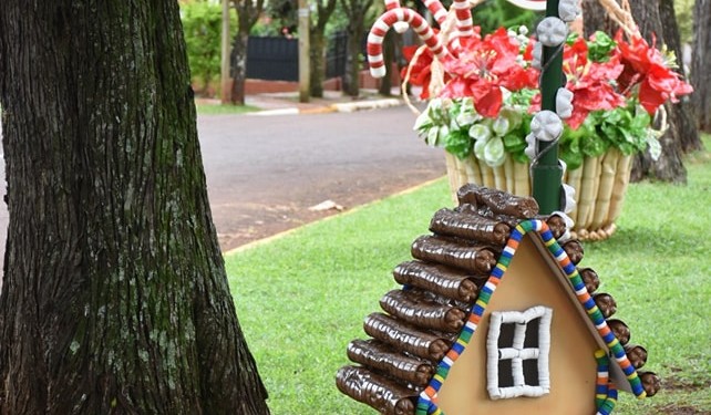 Como preludio de Navidad, esta noche Capioví encenderá las luces de su arbolito