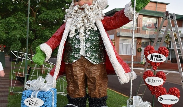 Como preludio de Navidad, esta noche Capioví encenderá las luces de su arbolito