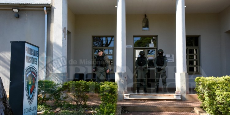 ANTECEDENTE. A principios del mes pasado removieron a toda la cúpula de la Comisaría Seccional Segunda por una red de narcomenudeo que operaba desde las celdas. (Ilustrativa/Archivo)