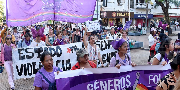 25N: marcharon en Posadas por “las que no están” y por “las que quedan”