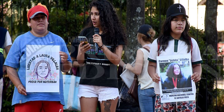 25N: marcharon en Posadas por “las que no están” y por “las que quedan”