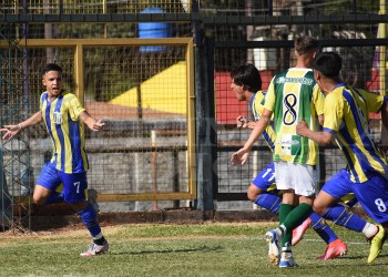 Regional Amateur: Mitre goleó y mantiene la ilusión