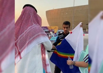 Qatar: increpan a periodistas brasileños al confundir la bandera de Pernambuco con la LGBT