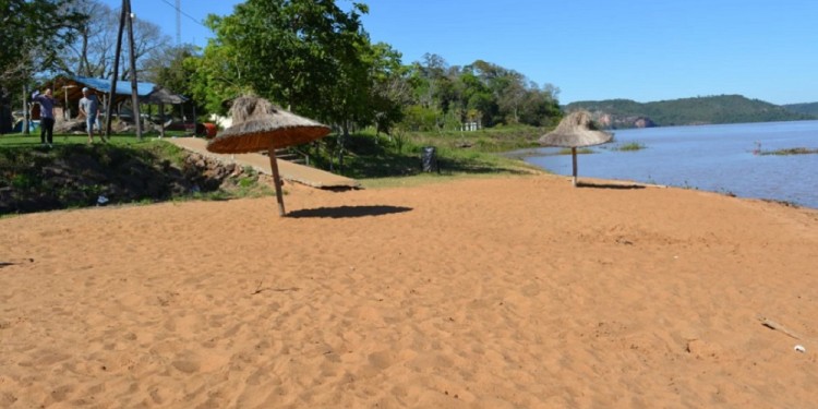 VERANO 2023. Con más metros de playa y mejoras en la infraestructura, San Ignacio se prepara para la temporada.