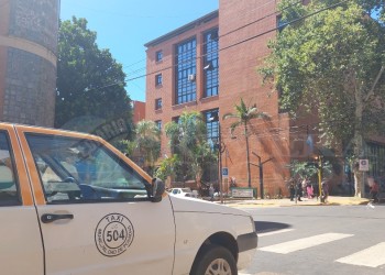 “La licencia de taxis nunca se tuvo que haber convertido en un objeto de negocio”