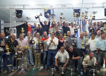 La AMPyNaR coronó a los campeones de la temporada 2022