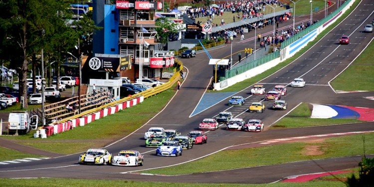 ÚLTIMA VUELTA. El circuito capitalino recibe desde hoy el cierre del año.Prensa FeMAD