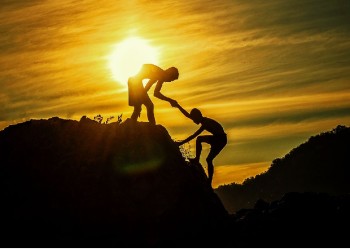 ¿Por qué ayudamos?