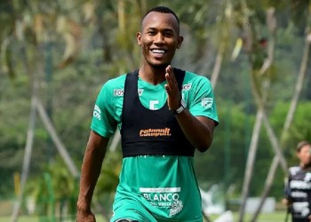 Muerte súbita de un futbolista de Primera División en pleno entrenamiento