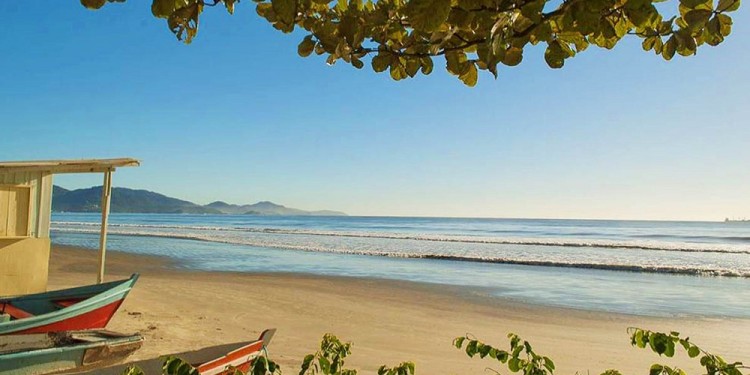 PARADISÍACO DESTINO. El imputado fue autorizado en las últimas horas a realizar el viaje a las playas brasileras (Foto: GuiaViagensBrasil)