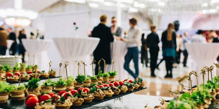 VERIFICAR. Borsini indicó que es fundamental asegurarse que las empresas que presten servicio estén habilitadas.