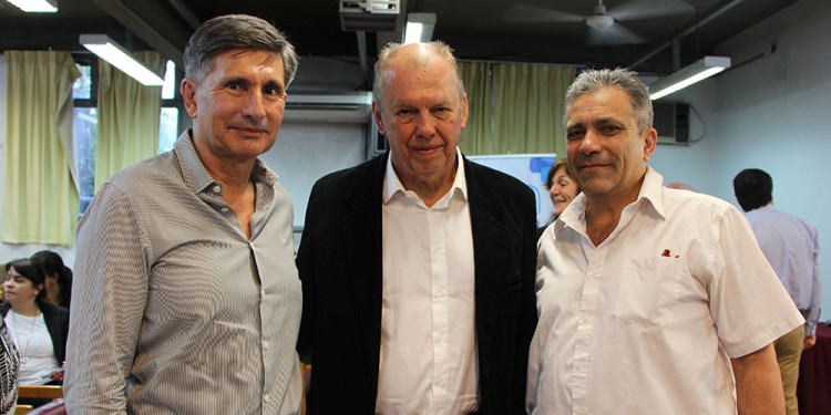 DISTINGUIDO. “Juanjo” Szychowski participó de la distinción a Miguel Schmalko Radichowski en la UNaM.