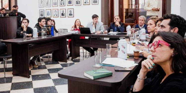 EXPOSICIÓN. Los concejales tienen previsto discutir los números un par de semanas y luego votar en el recinto.