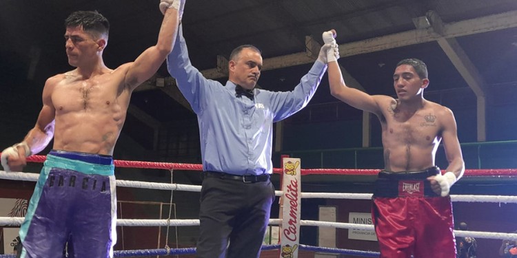 BRAZOS EN ALTO. Empataron José García (izquierda) y Nicolás Meza. (Foto gentileza Team Paredes).