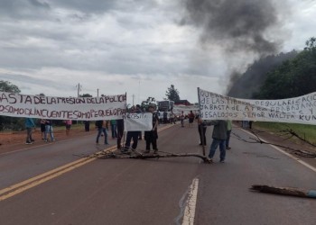 Vecinos autoconvocados de Colonia Delicia cortaron la ruta nacional 12