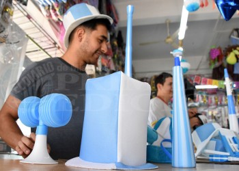 Gran demanda de cotillón para el Mundial de Qatar: ¿cuánto sale lo más buscado?