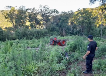 Un trabajador falleció tras quedar aplastado bajo un tractor 