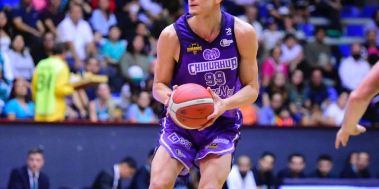 JERARQUÍA. Franco Giorgetti es la nueva cara del Celeste. Ingresa por Gordon.