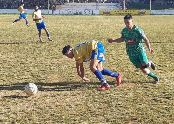 Fútbol: Timbó se metió en cuartos de final