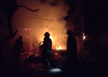 Oberá: una joven fue detenida por reducir a cenizas la casa de su ex