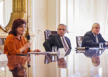 Jubilados docentes, docentes universitarios y de Luz y Fuerza recibirán actualización trimestral de los haberes