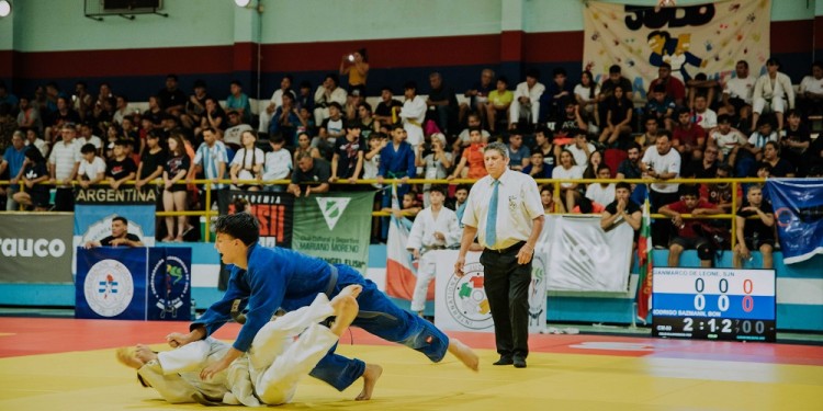 ADRENALINA. El campeonato tuvo como epicentro el Polideportivo Municipal de Puerto Piray, que lució repleto a lo largo de toda la semana.
