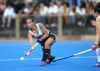 Leonas y Luchi, a jugar