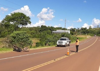 Falleció un adolescente tras chocar con su moto contra una camioneta