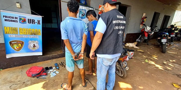 PRUEBAS. En su poder los sospechosos tenían elementos presuntamente robados y que no pudieron justificar.