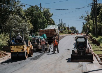Las obras de saneamiento e infraestructura urbana continúan en marcha en San Vicente