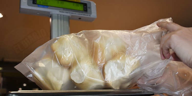 EFECTO DE LA CRISIS. Plantean que es inevitable subir el precio del producto en las próximas semanas.