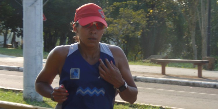 DESAFÍO. La misionera corrió en Termas una competencia similar a la de Brasil. (Foto gentileza C.Reble).