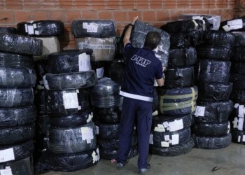 Incautación millonaria de neumáticos de contrabando en Posadas e Iguazú