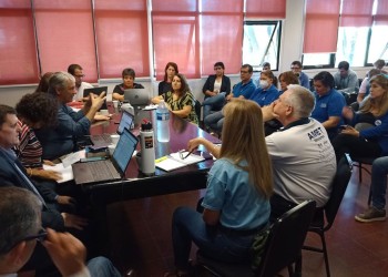 Mesa de diálogo: gremios docentes acordaron recomposición salarial