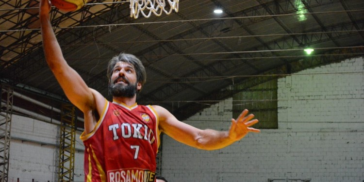 HAY CAPITÁN. El experimentado pivote Santiago González fue confirmado para integrar el plantel Oriental 2023. (Prensa Tokio)