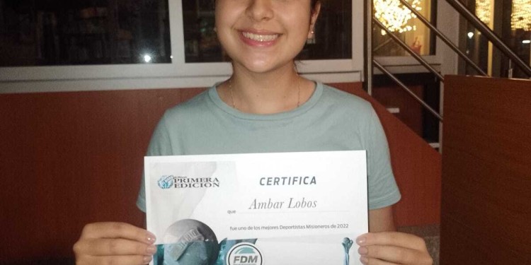 PRESENCIA. Ambar, una de las ternadas en golf, ya tiene su tarjeta.