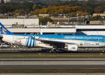 Locura por la Scaloneta: Aerolíneas ofreció un vuelo especial a Qatar y se agotó al instante