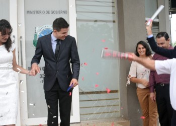 Pareja se casa este martes 13, a las 16, durante el partido de Argentina