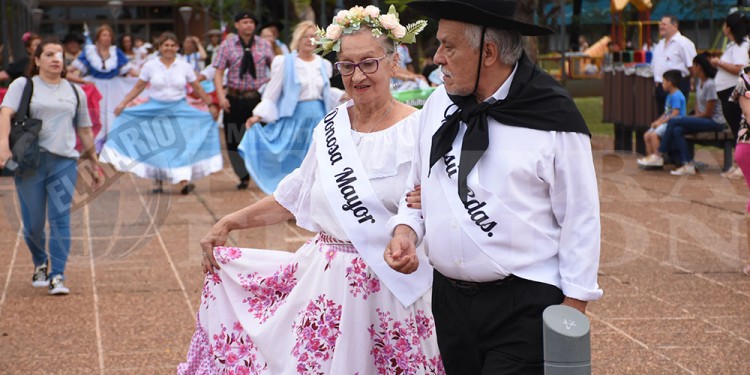 Así arrancó el 53º Festival Nacional de la Música del Litoral en Posadas