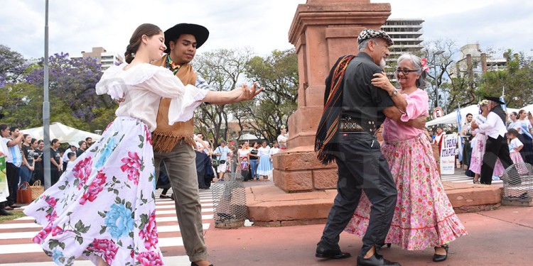 Así arrancó el 53º Festival Nacional de la Música del Litoral en Posadas