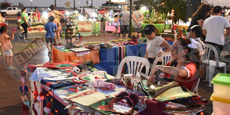 Decenas de expositoras se lucieron en la Feria Navidad by Spacio Mujer