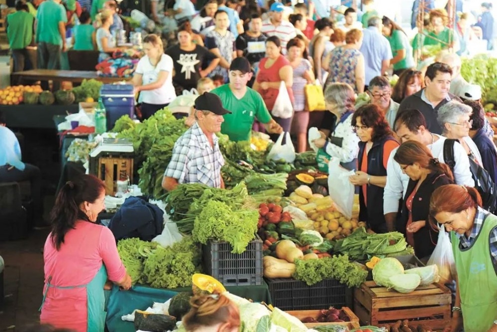 La abundancia de productos ayuda a contener la suba de precios en las ferias francas de Misiones